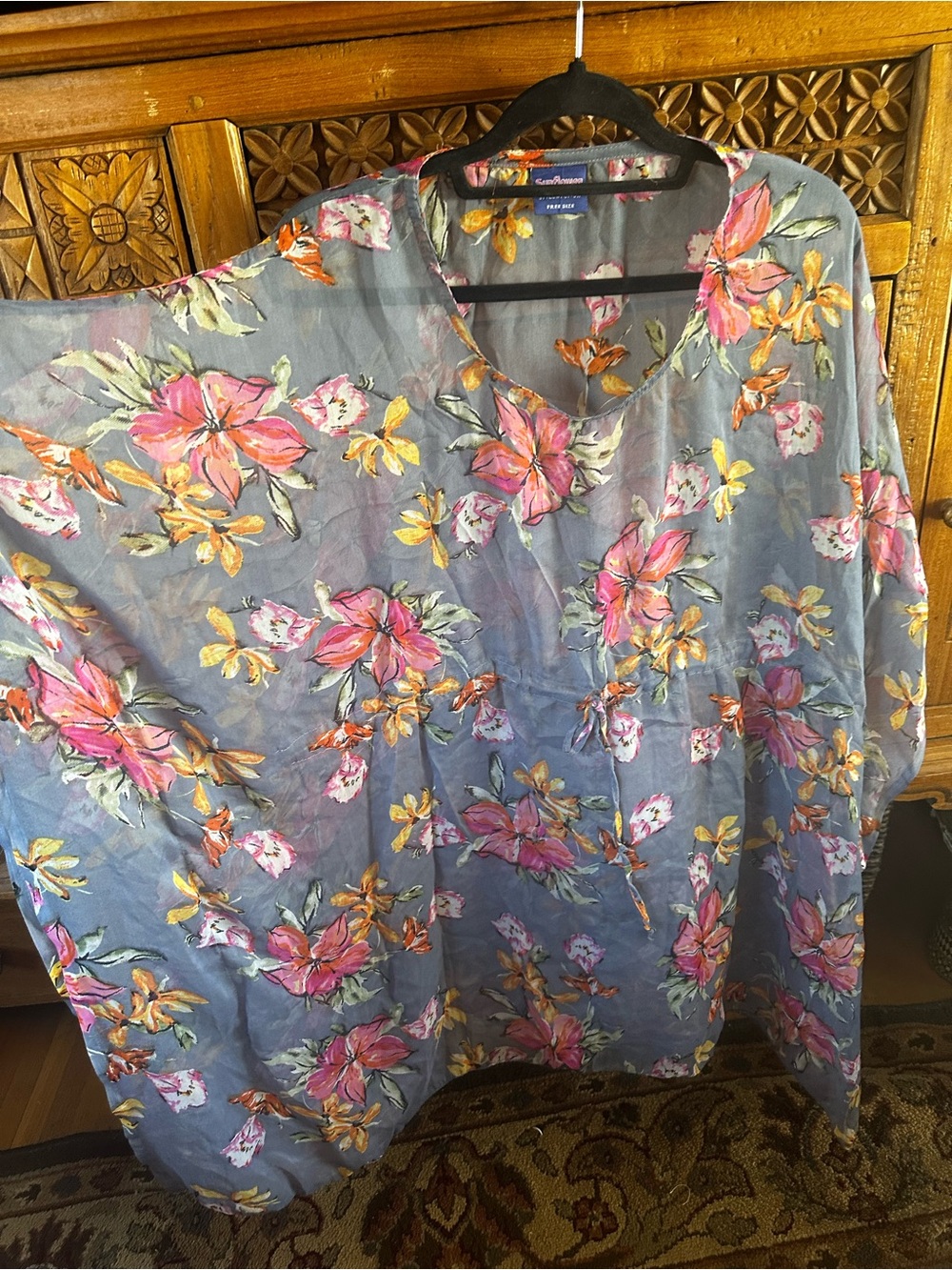 Chiffon tunic, Gray with Bright Botanical Print